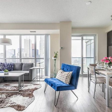 토론토 Stunning Views Of Downtown - Luxury High Rise With King Bed! 빌라 외부 사진