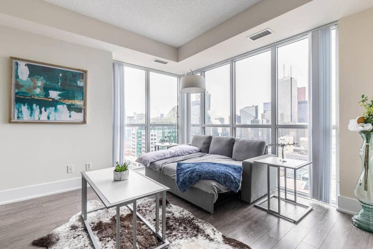 토론토 Stunning Views Of Downtown - Luxury High Rise With King Bed! 빌라 외부 사진