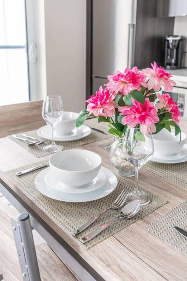 토론토 Stunning Views Of Downtown - Luxury High Rise With King Bed! 빌라 외부 사진